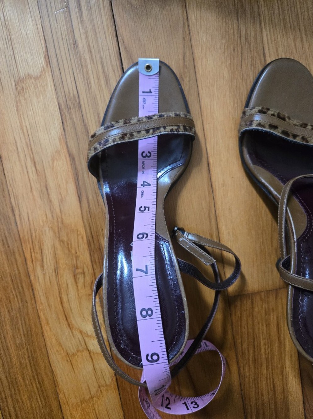 NWOB Via Spiga Women's Brown Strappy Heels - Picture 7 of 8